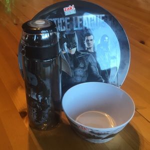 Zak! Design BPA Free Justice League Plate Set